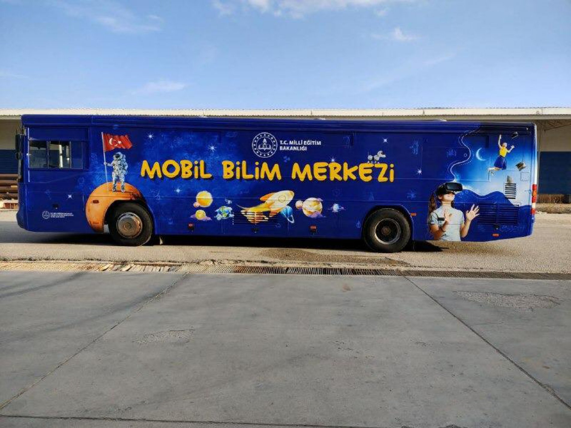 Bilim Otobüsü Türkiye Yollarında