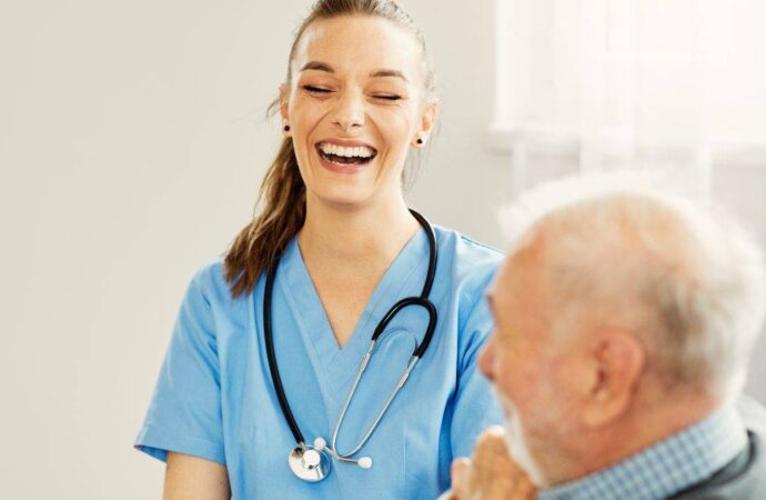 “Sağlık Çalışanlarının Sesi, 81 İlde Yankılanıyor: Hep-Sen!”